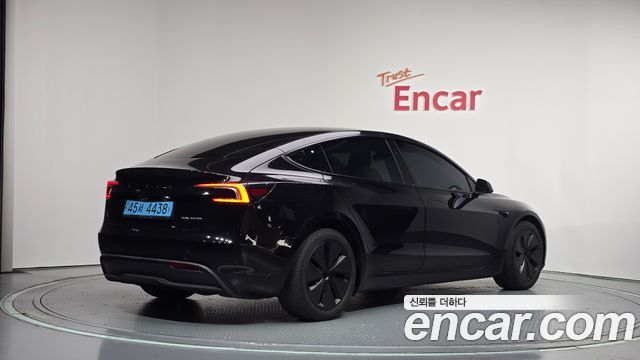 Tesla Model 3 2024 — photo 2