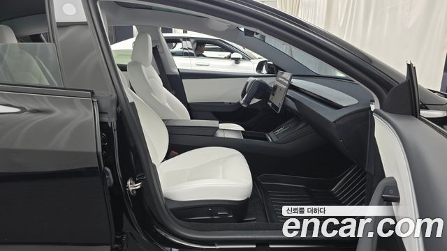 Tesla Model 3 2024 — photo 11