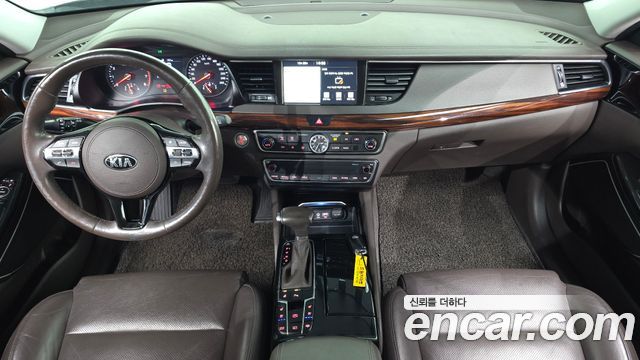 Kia K7 2017 — photo 10
