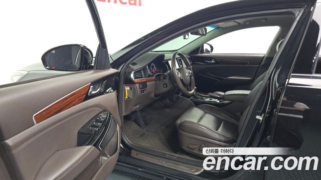 Kia K7 2017 — photo 13