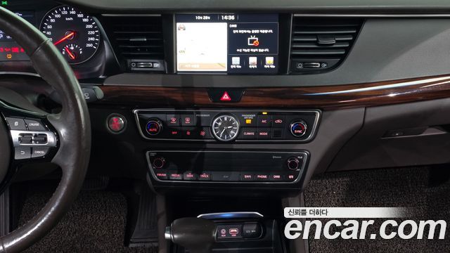 Kia K7 2017 — photo 20