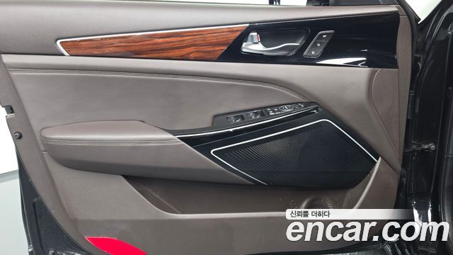 Kia K7 2017 — photo 14