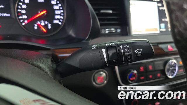 Kia K7 2017 — photo 27
