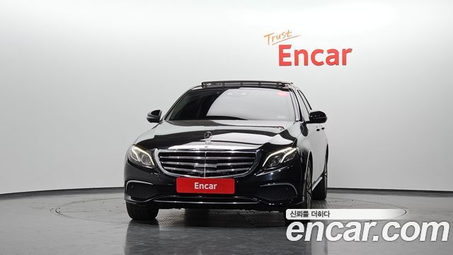 Mercedes-Benz E-Class 2017 — photo 3