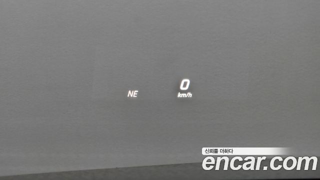 Mercedes-Benz E-Class 2017 — photo 17
