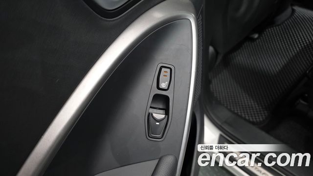 Hyundai Santafe 2015 — photo 18