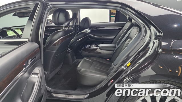 Genesis EQ900 2018 — photo 17