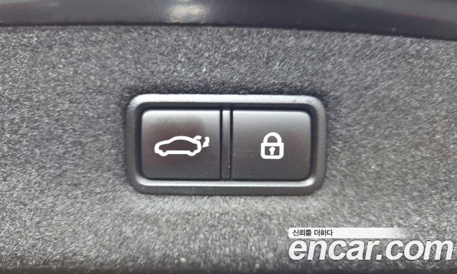 Genesis EQ900 2018 — photo 23