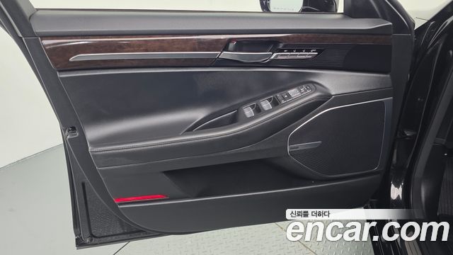 Genesis EQ900 2018 — photo 14