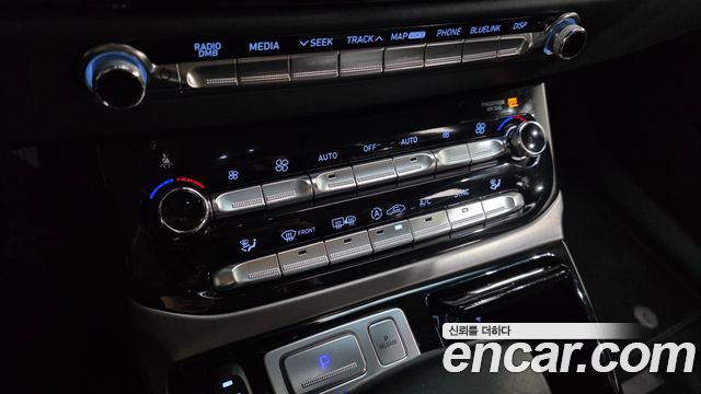 Genesis EQ900 2018 — photo 33