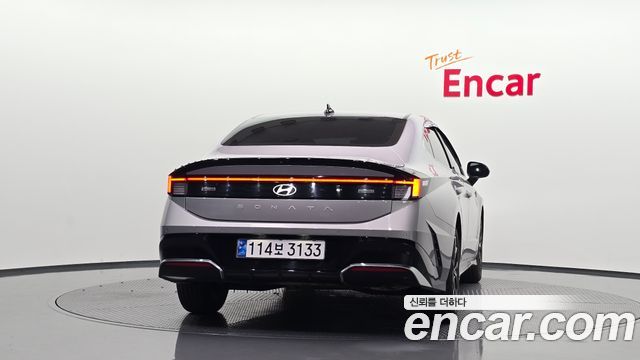 Hyundai Sonata 2025 — photo 4
