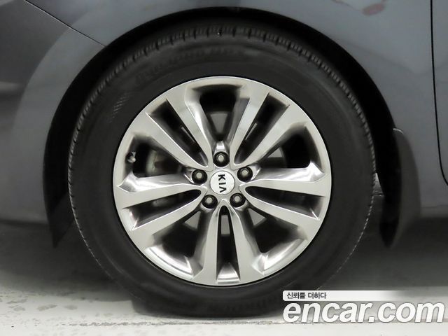 Kia Canival 2017 — photo 5