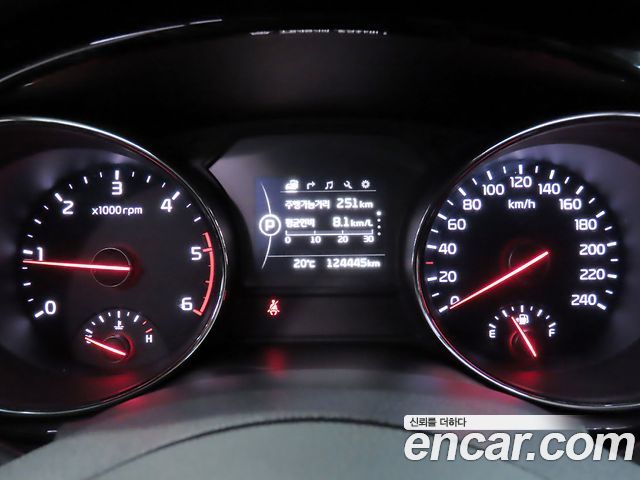 Kia Canival 2017 — photo 8