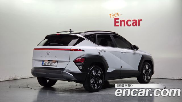 Hyundai Kona 2023 — photo 2