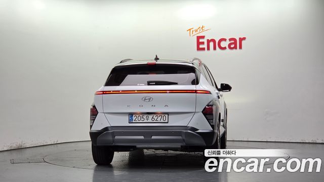 Hyundai Kona 2023 — photo 4