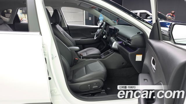 Hyundai Kona 2023 — photo 17