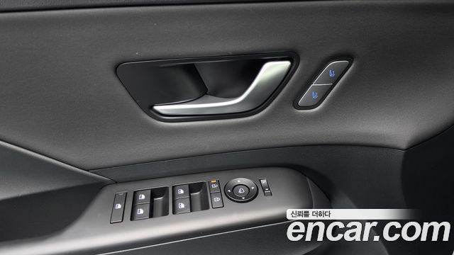 Hyundai Kona 2023 — photo 27