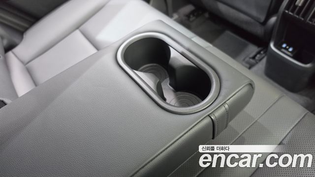 Hyundai Kona 2023 — photo 31