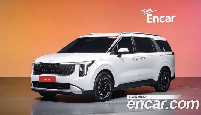 Kia Canival 2025 — photo 1