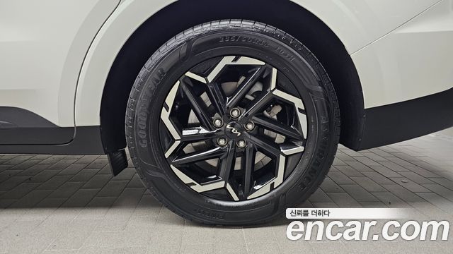 Kia Canival 2025 — photo 7