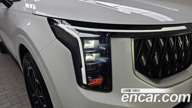 Kia Canival 2025 — photo 8