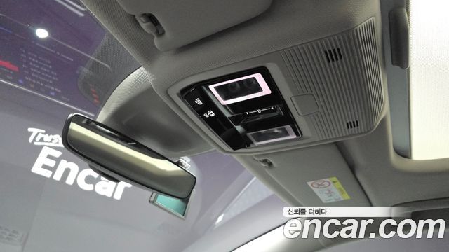 Volkswagen Golf 2025 — photo 26