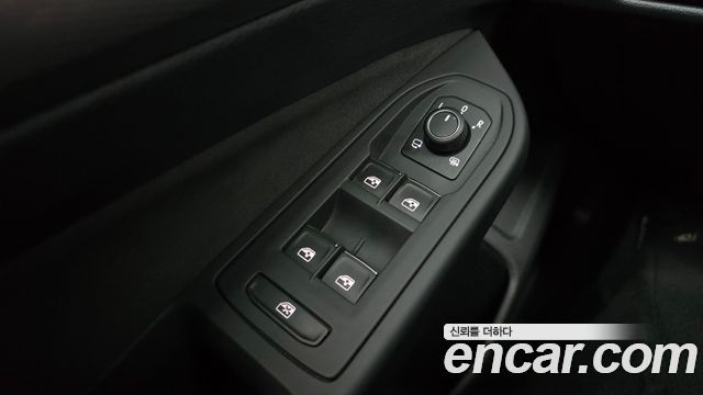 Volkswagen Golf 2025 — photo 28
