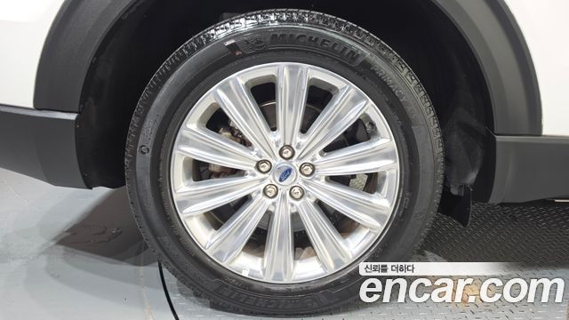 Ford Explorer 2021 — photo 5