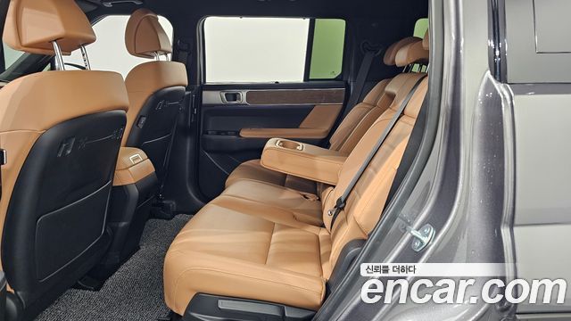 Hyundai Santafe 2024 — photo 16