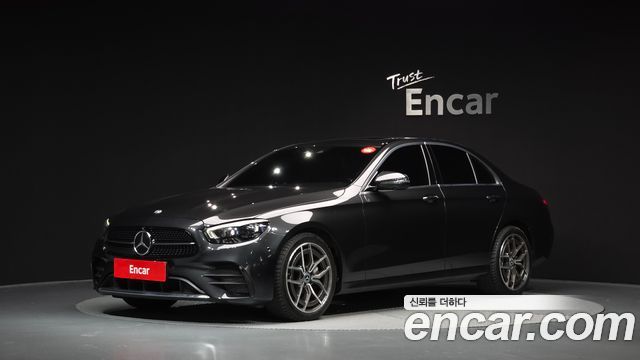 Mercedes-Benz E-Class 2021 — photo 1