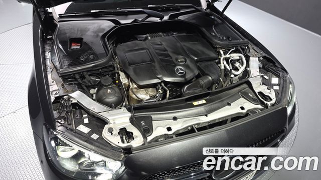 Mercedes-Benz E-Class 2021 — photo 6