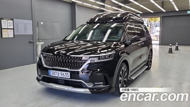 Kia Canival 2021 — photo 1