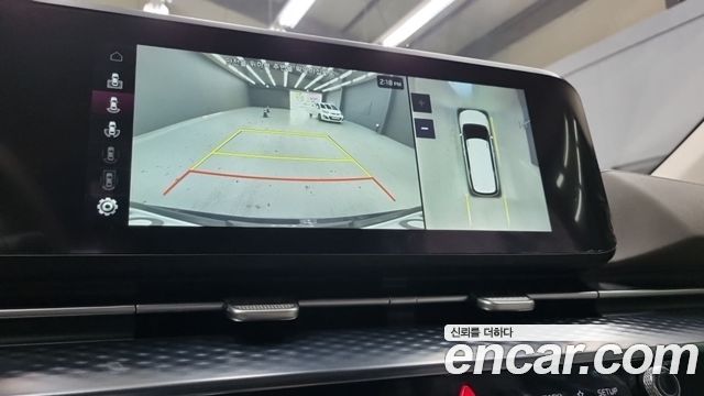 Kia Canival 2021 — photo 9