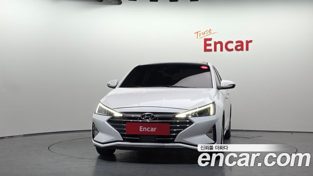 Hyundai AVANTE 2020 — photo 3