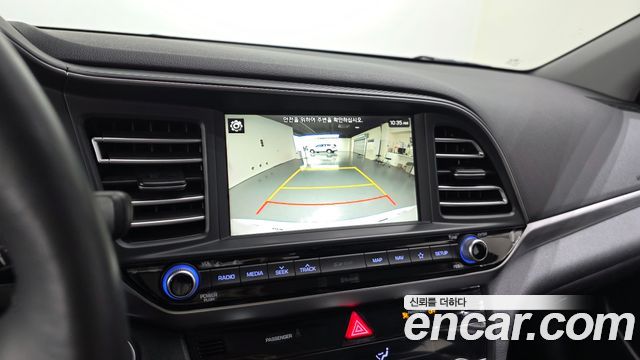 Hyundai AVANTE 2020 — photo 20