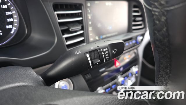 Hyundai AVANTE 2020 — photo 23