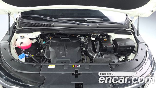 Kia Canival 2025 — photo 6