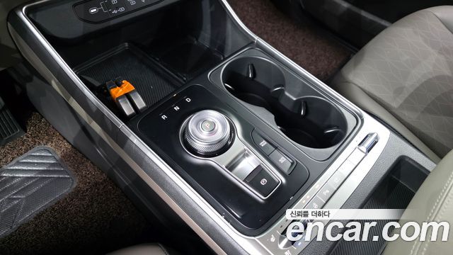 Kia Canival 2025 — photo 12