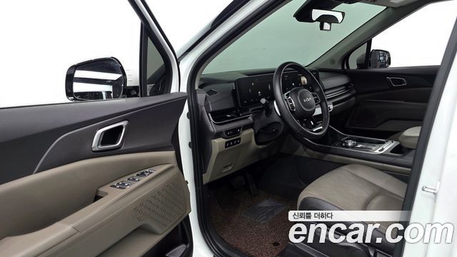 Kia Canival 2025 — photo 13