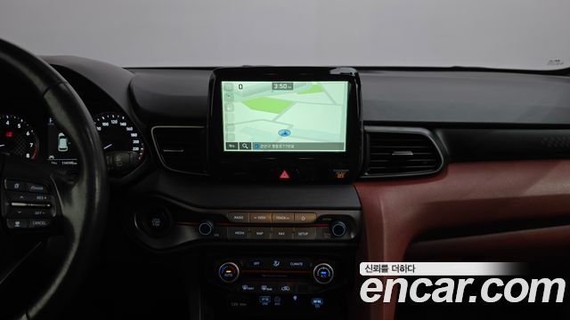 Hyundai Veloster 2018 — photo 18
