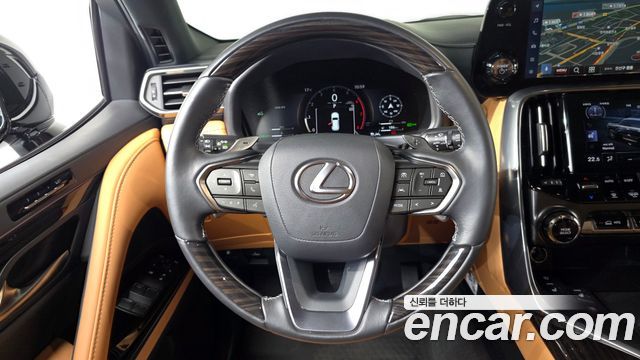 Lexus LX 2026 — photo 13