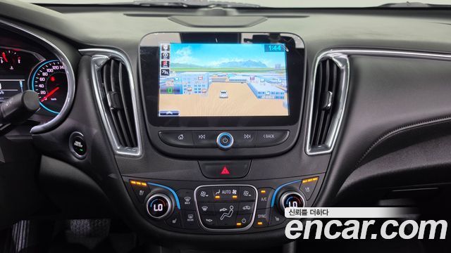 Chevrolet Korea Malibu 2017 — photo 12