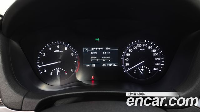 Genesis G80 2017 — photo 8