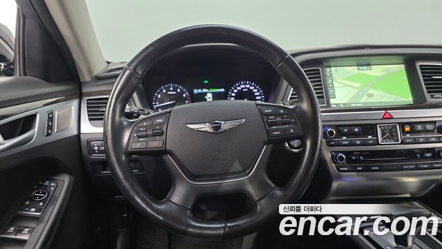 Genesis G80 2017 — photo 14