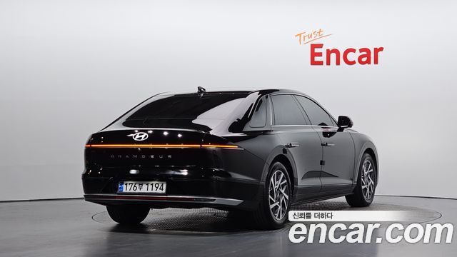 Hyundai Grandeur 2023 — photo 2