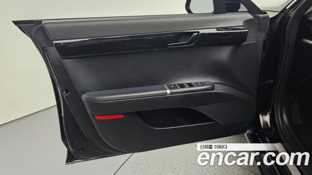 Hyundai Grandeur 2023 — photo 14