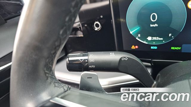 Hyundai Grandeur 2023 — photo 32