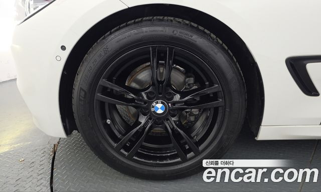 BMW Gran Turismo 2021 — photo 5