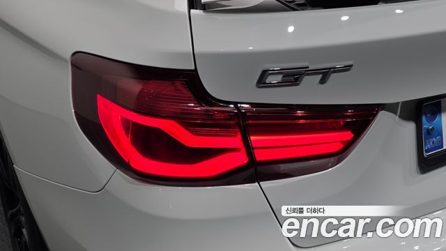 BMW Gran Turismo 2021 — photo 9