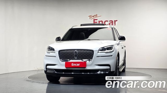 Lincoln Aviator 2022 — photo 3